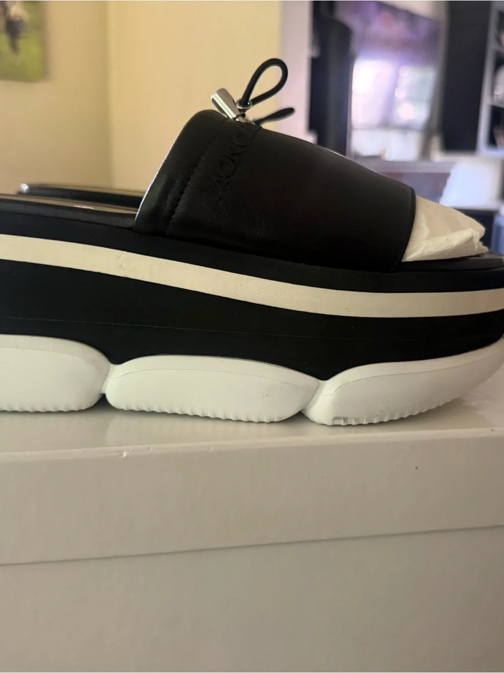 Gorgeous Guaranteed Authentic Moncler Zaira Platform Leather Slides